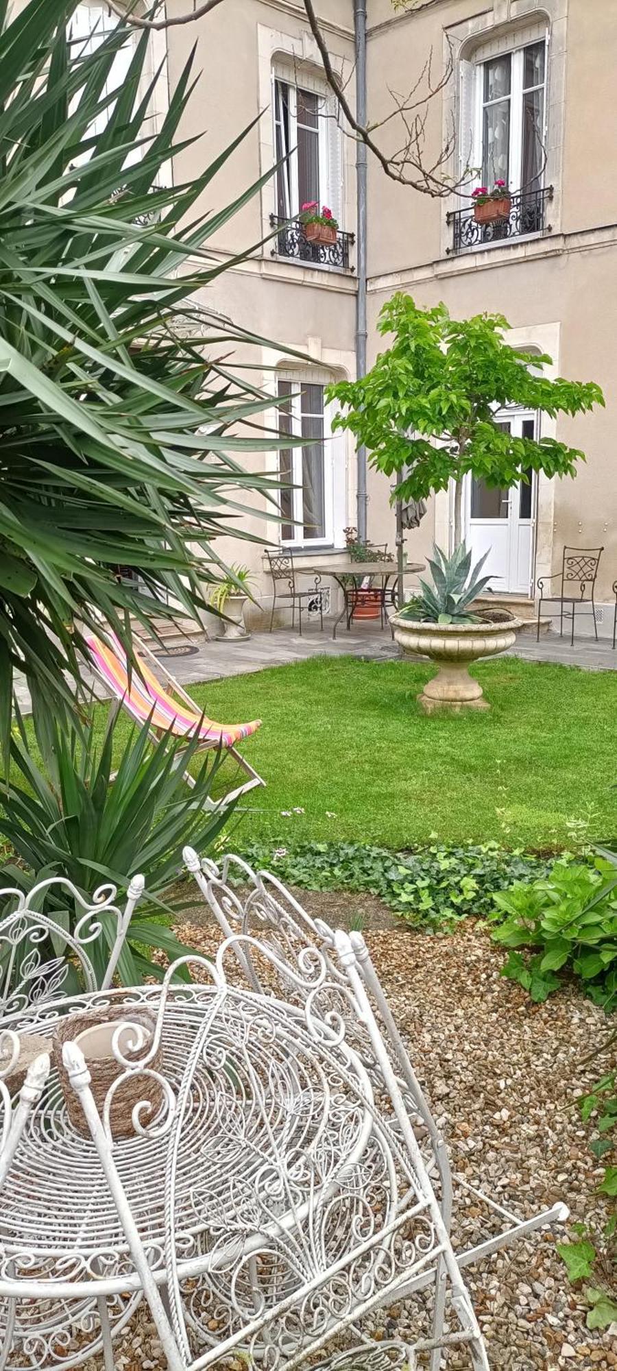 Agreables Chambres D'Hotes Pres Du Centre Ville Avec Jardin Le Mans Ngoại thất bức ảnh